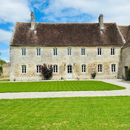Сasa de vacaciones Belle Maison Au Calme Noron-l'Abbaye